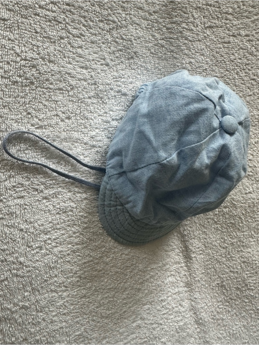 Children's Light Blue Cotton Newsboy Hat with Chin Strap